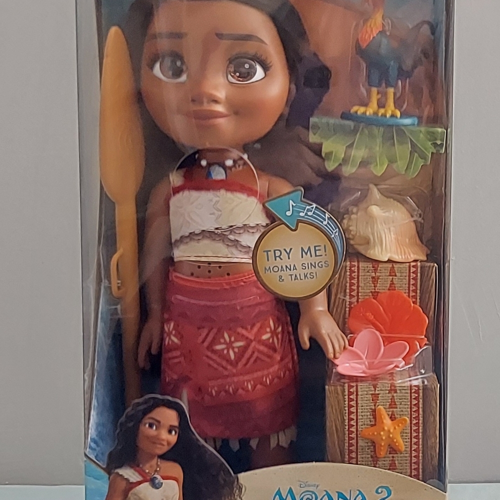 Disney Moana Singing Doll - Red, Pink & Brown Outfit